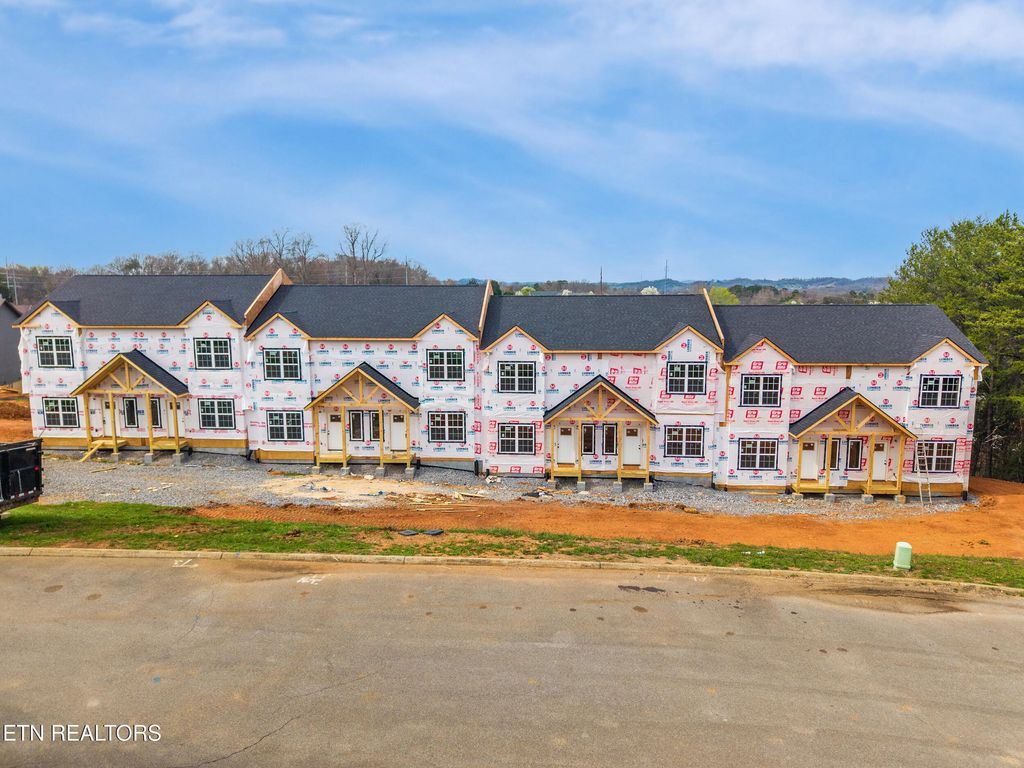 Photo of 1479 William Holt Blvd, Sevierville, TN 37862 (MLS # 1338092)