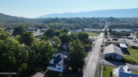 Tiny photo for 430 Ohio Avenue Ave, Etowah, TN 37331 (MLS # 1347721)
