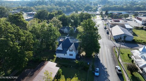 Tiny photo for 430 Ohio Avenue Ave, Etowah, TN 37331 (MLS # 1347721)