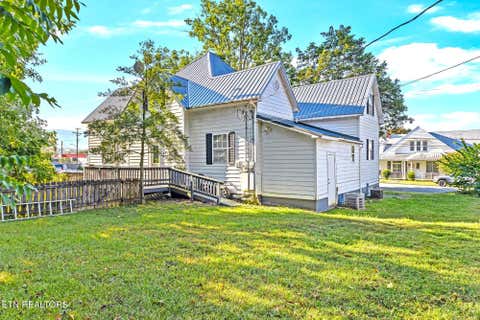 Tiny photo for 430 Ohio Avenue Ave, Etowah, TN 37331 (MLS # 1347721)