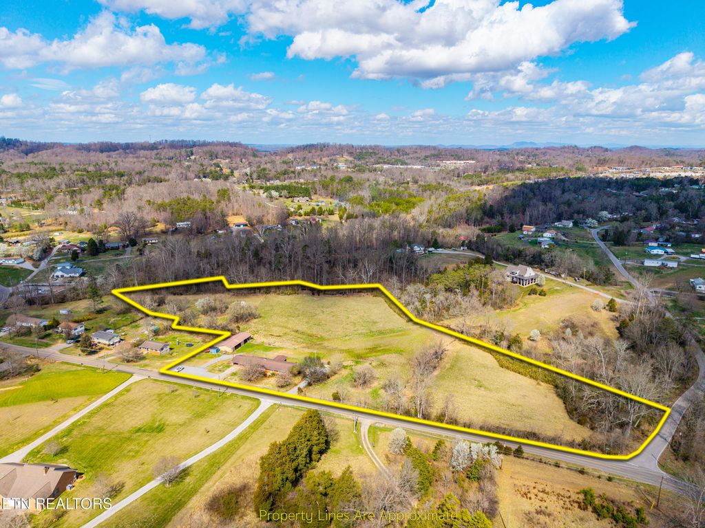 Photo of 911 Tipton Station Rd, Knoxville, TN 37920 (MLS # 1331925)