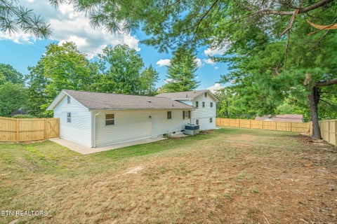 Tiny photo for 990 Ponder Rd, Knoxville, TN 37923 (MLS # 1355814)