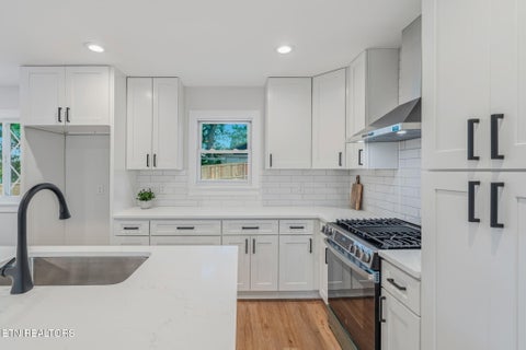 Tiny photo for 990 Ponder Rd, Knoxville, TN 37923 (MLS # 1355814)