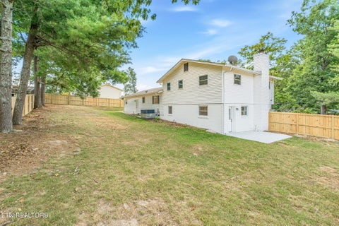 Tiny photo for 990 Ponder Rd, Knoxville, TN 37923 (MLS # 1355814)
