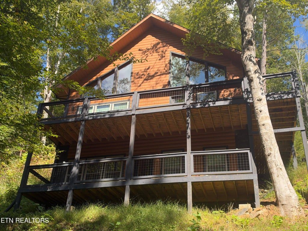 Photo of 866 Cabin Creek Way, Sevierville, TN 37862 (MLS # 1357613)