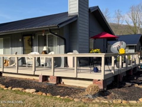 Photo of 4304 Little Creek Way #M, Cosby, TN 37722 (MLS # 1332150)