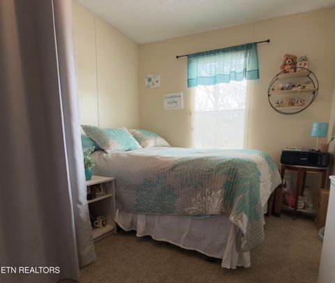 Tiny photo for 818 Fair Street St, Sweetwater, TN 37874 (MLS # 1328051)