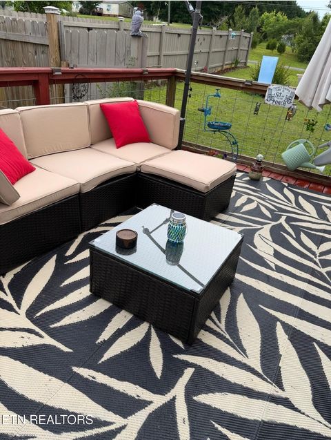 Tiny photo for 818 Fair Street St, Sweetwater, TN 37874 (MLS # 1328051)