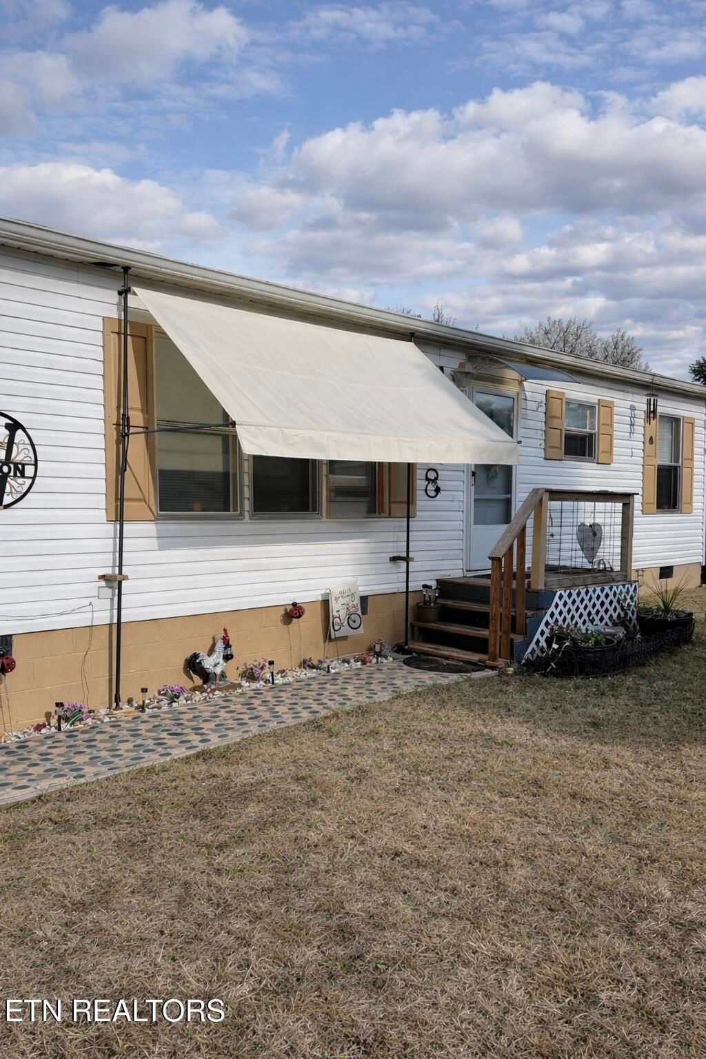 Photo of 818 Fair Street St, Sweetwater, TN 37874 (MLS # 1328051)