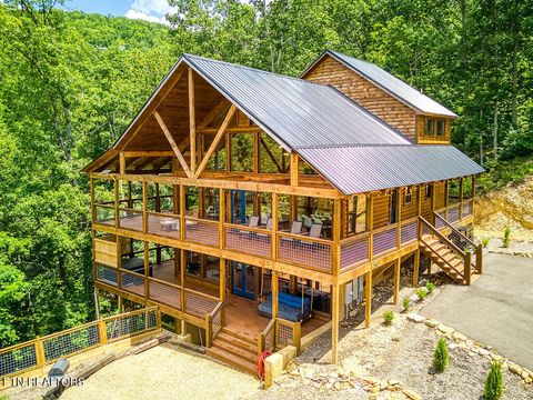 2942 Redtail Rd Sevierville TN 37862