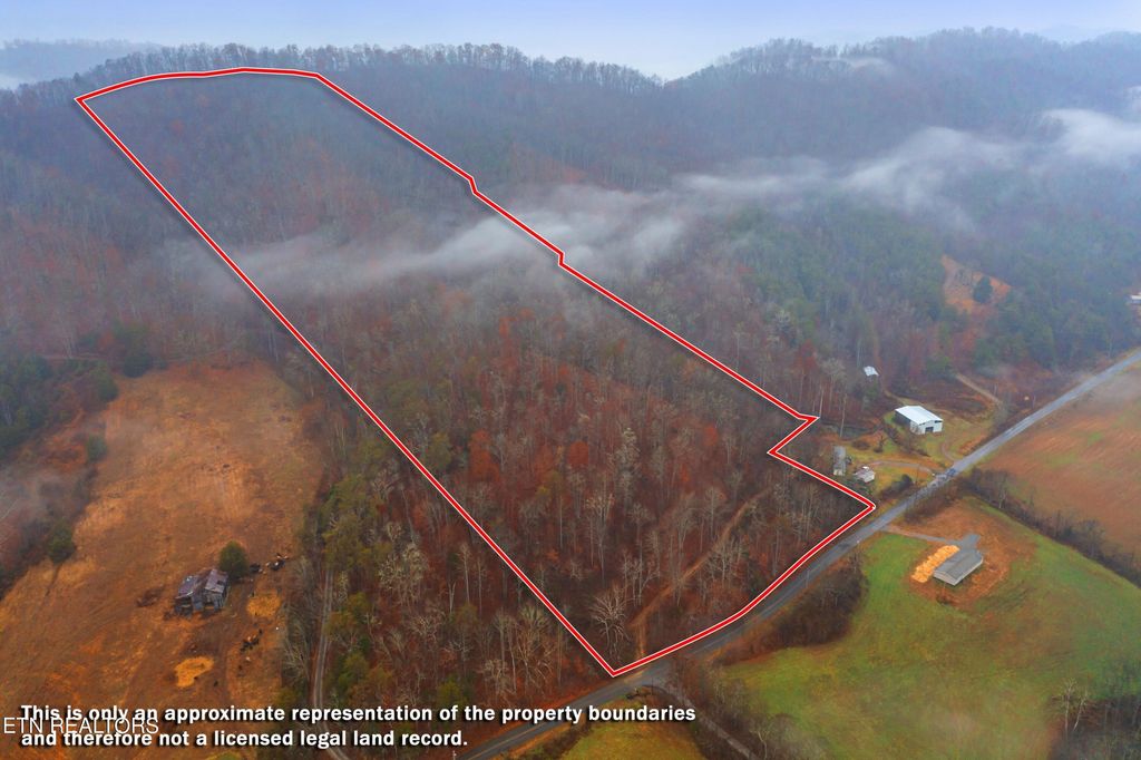 Photo of 28 Upper Caney Valley Rd, Tazewell, TN 37879 (MLS # 1247381)