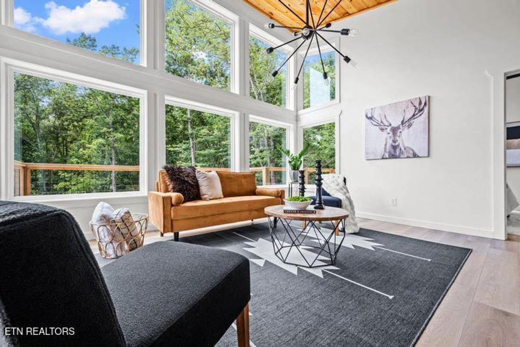 Photo of 2257 Beach Front Drive, Sevierville, TN 37876 (MLS # 1332021)