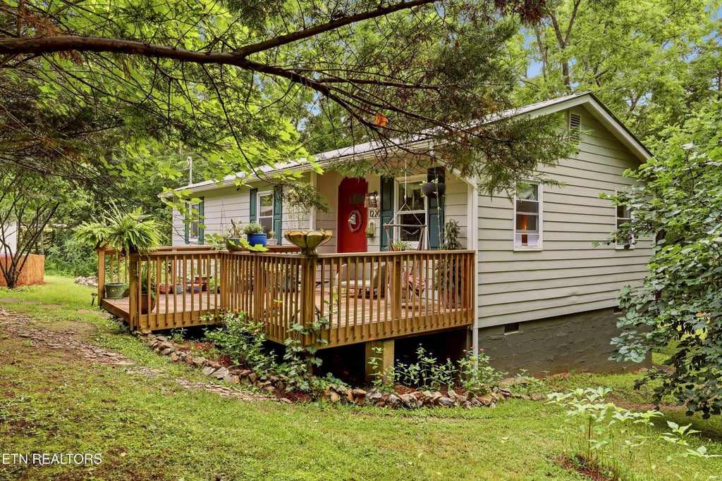 Photo of 1220 W Highway 25-70, Dandridge, TN 37725 (MLS # 1350628)