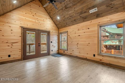 Tiny photo for 2751 Murray Ridge Rd, Sevierville, TN 37876 (MLS # 1324620)