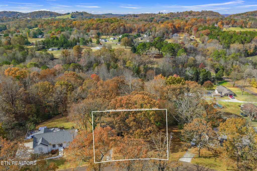 Photo of 121 County Road 578, Englewood, TN 37329 (MLS # 1322652)