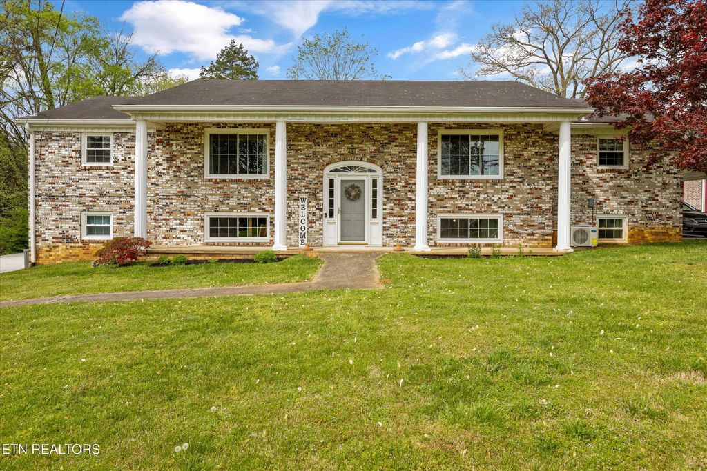 Photo of 18165 E Highway 11, Lenoir City, TN 37772 (MLS # 1335465)