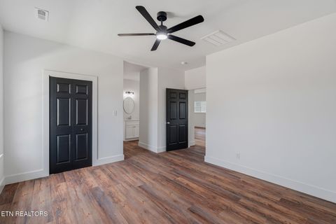 Tiny photo for 927 Stratford Ave, Sweetwater, TN 37874 (MLS # 1347818)