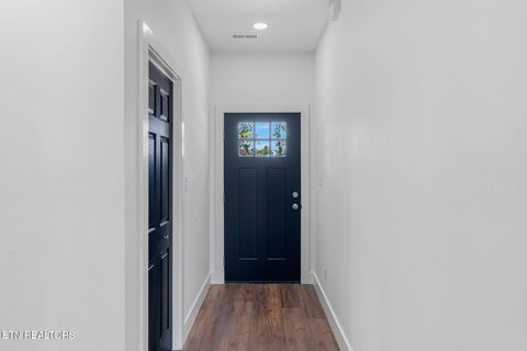 Tiny photo for 927 Stratford Ave, Sweetwater, TN 37874 (MLS # 1347818)