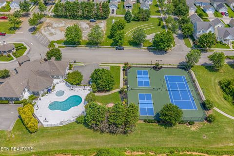 Tiny photo for 927 Stratford Ave, Sweetwater, TN 37874 (MLS # 1347818)