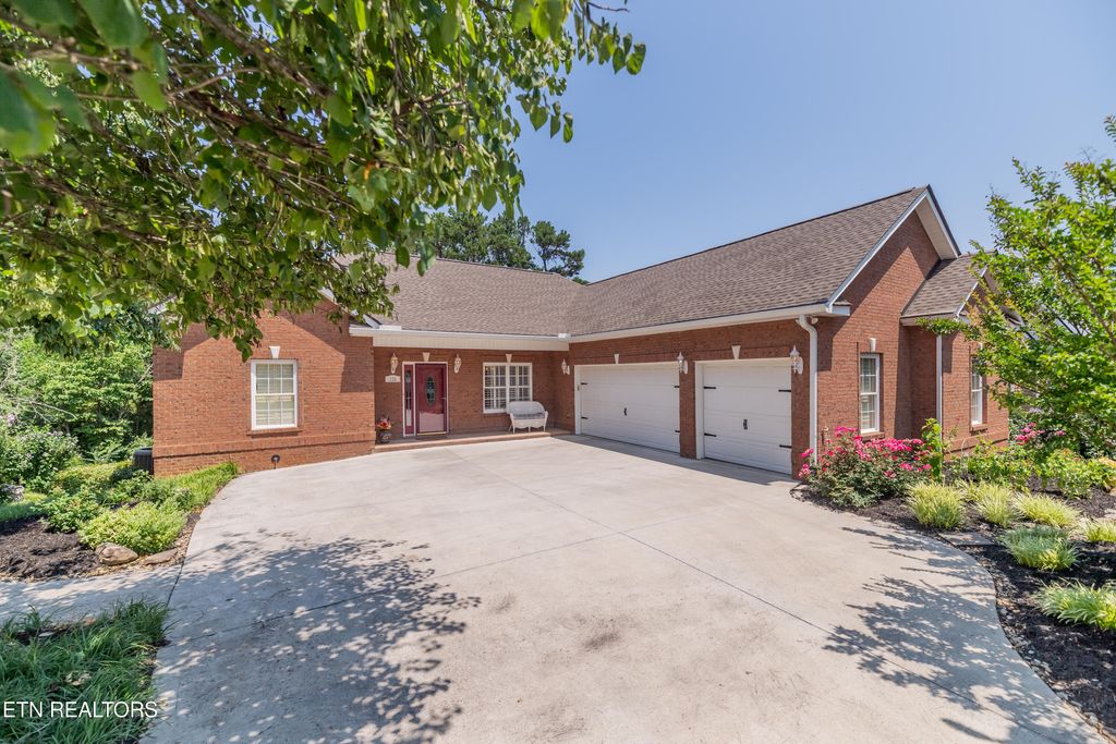 Photo of 175 Depew Drive, Loudon, TN 37774 (MLS # 1306460)