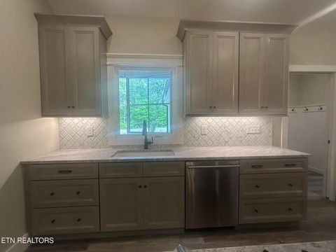 Tiny photo for 690 Westchester Drive, Crossville, TN 38558 (MLS # 1339324)