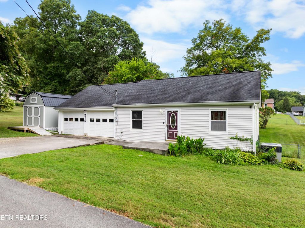 Photo of 216 Shipe Rd, Powell, TN 37849 (MLS # 1312199)