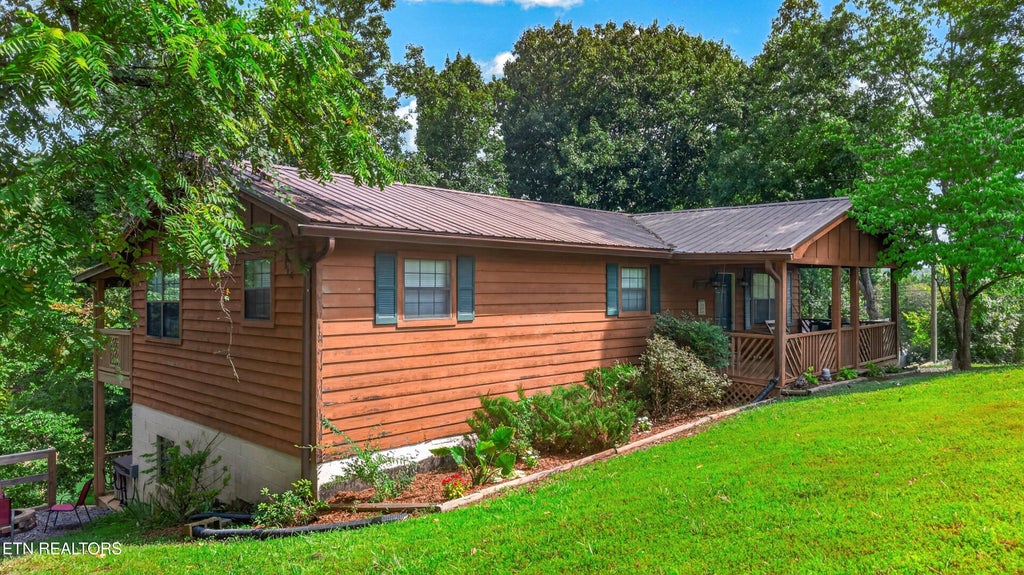 Photo of 1537 Kinder Lane, Dandridge, TN 37725 (MLS # 1352004)