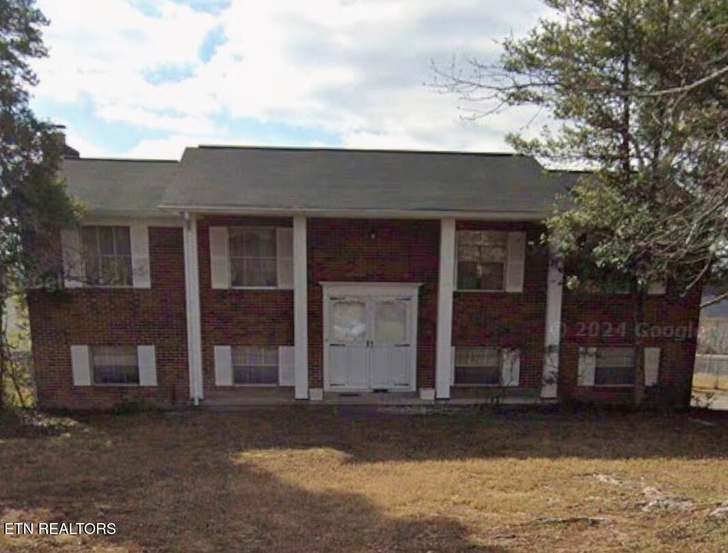 Photo of 7713 Castlecomb Rd, Powell, TN 37849 (MLS # 1331910)