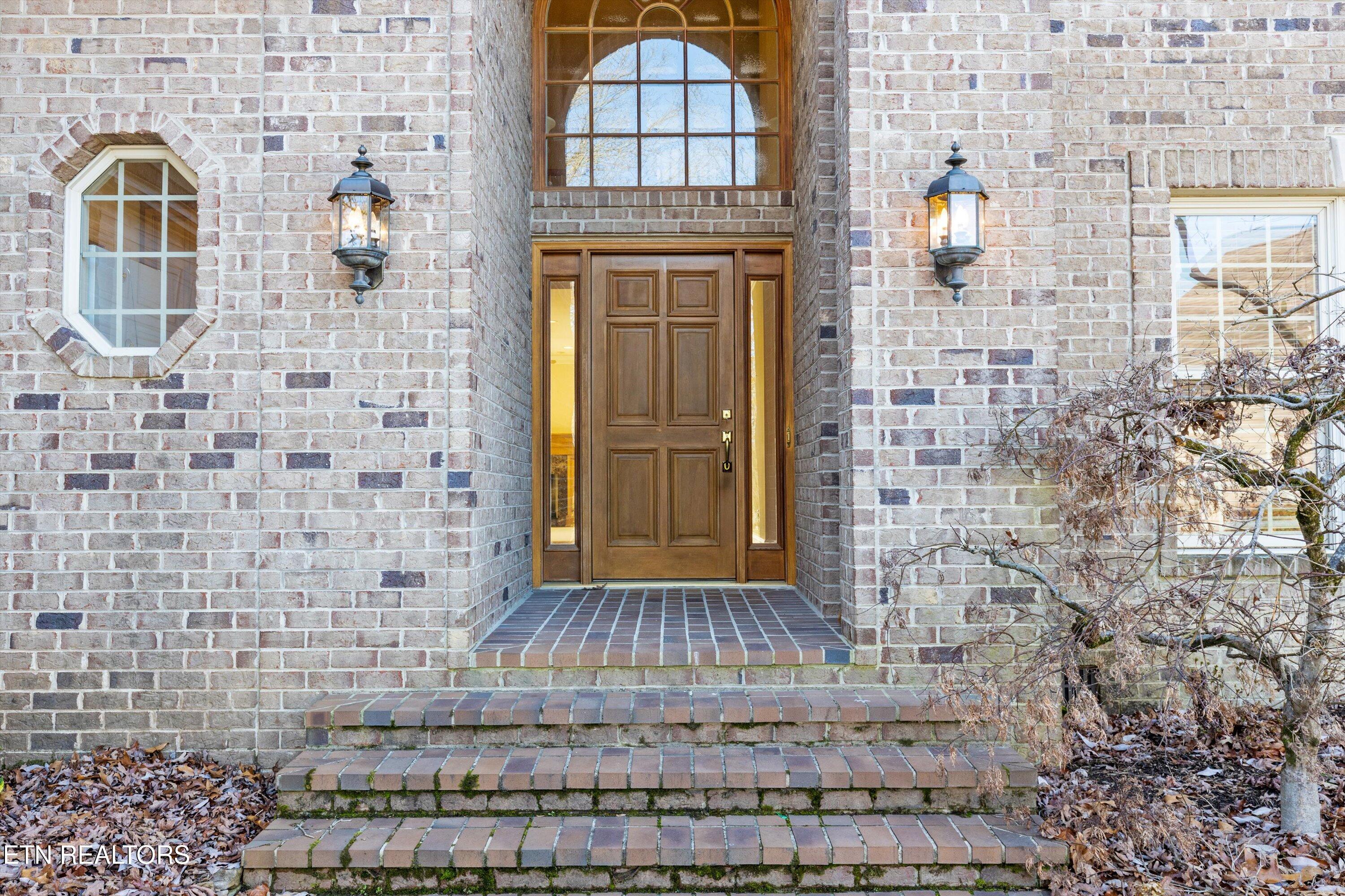 207 Oligi Circle