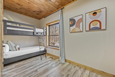 Tiny photo for 2731 Knights Lane, Sevierville, TN 37862 (MLS # 1325900)