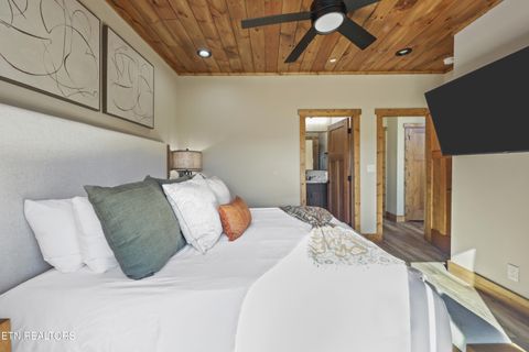 Tiny photo for 2731 Knights Lane, Sevierville, TN 37862 (MLS # 1325900)