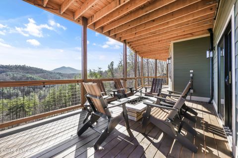Tiny photo for 2731 Knights Lane, Sevierville, TN 37862 (MLS # 1325900)