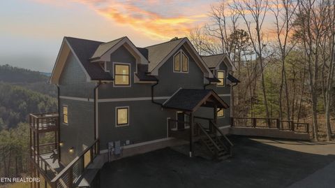 Tiny photo for 2731 Knights Lane, Sevierville, TN 37862 (MLS # 1325900)