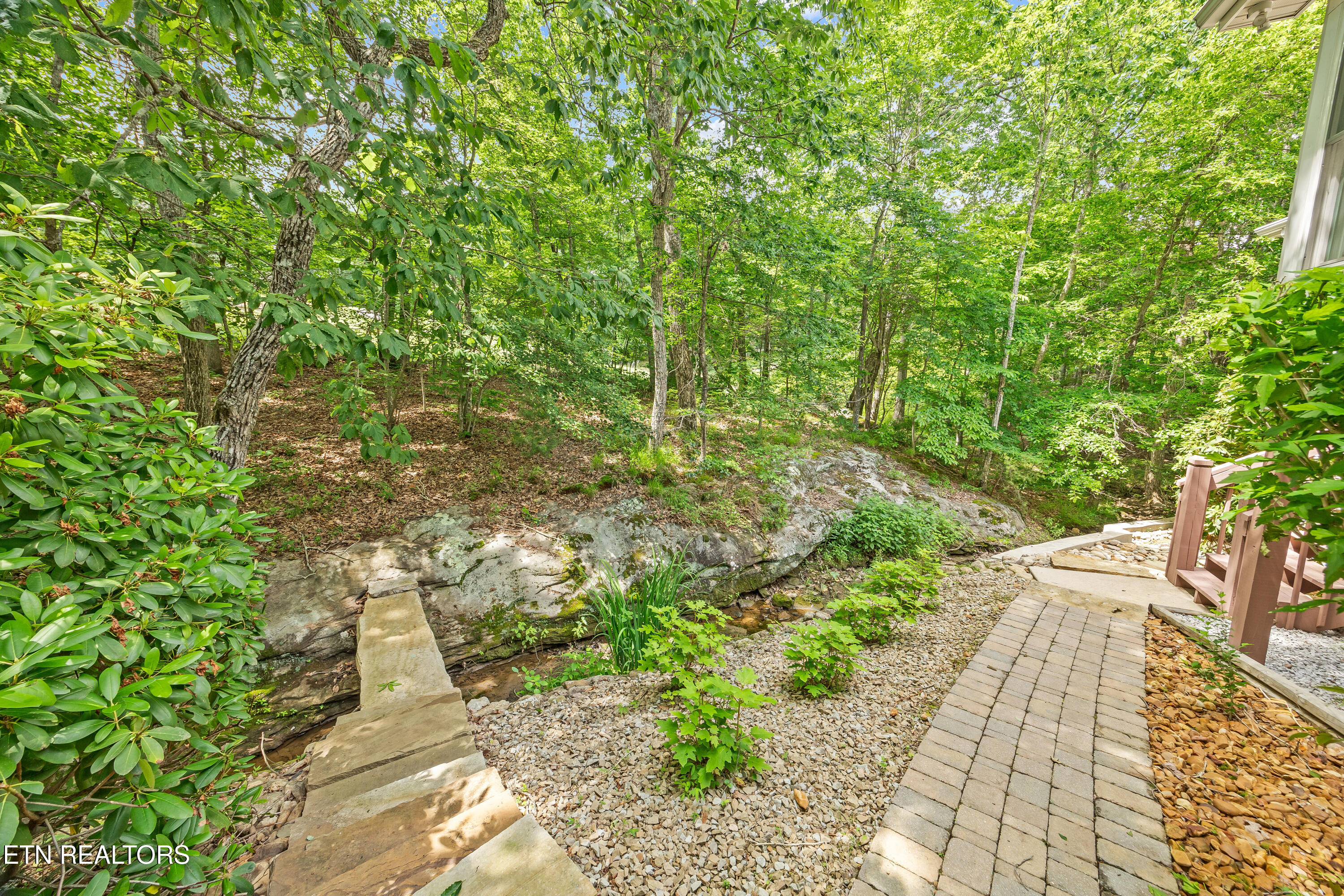 152 Stonewood Drive