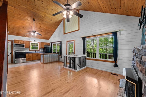 Tiny photo for 598 Hiawassee View Drive, Jacksboro, TN 37757 (MLS # 1355783)