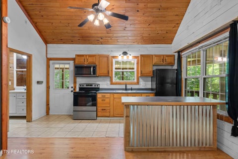 Tiny photo for 598 Hiawassee View Drive, Jacksboro, TN 37757 (MLS # 1355783)