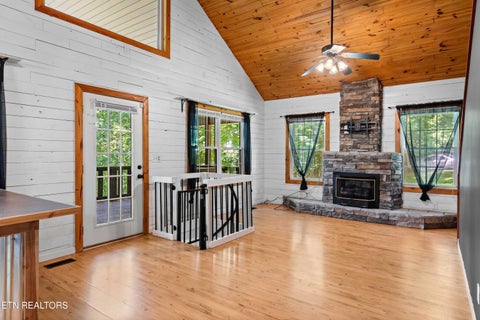 Tiny photo for 598 Hiawassee View Drive, Jacksboro, TN 37757 (MLS # 1355783)