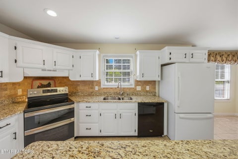 Tiny photo for 1660 County Road 700, Athens, TN 37303 (MLS # 1356174)