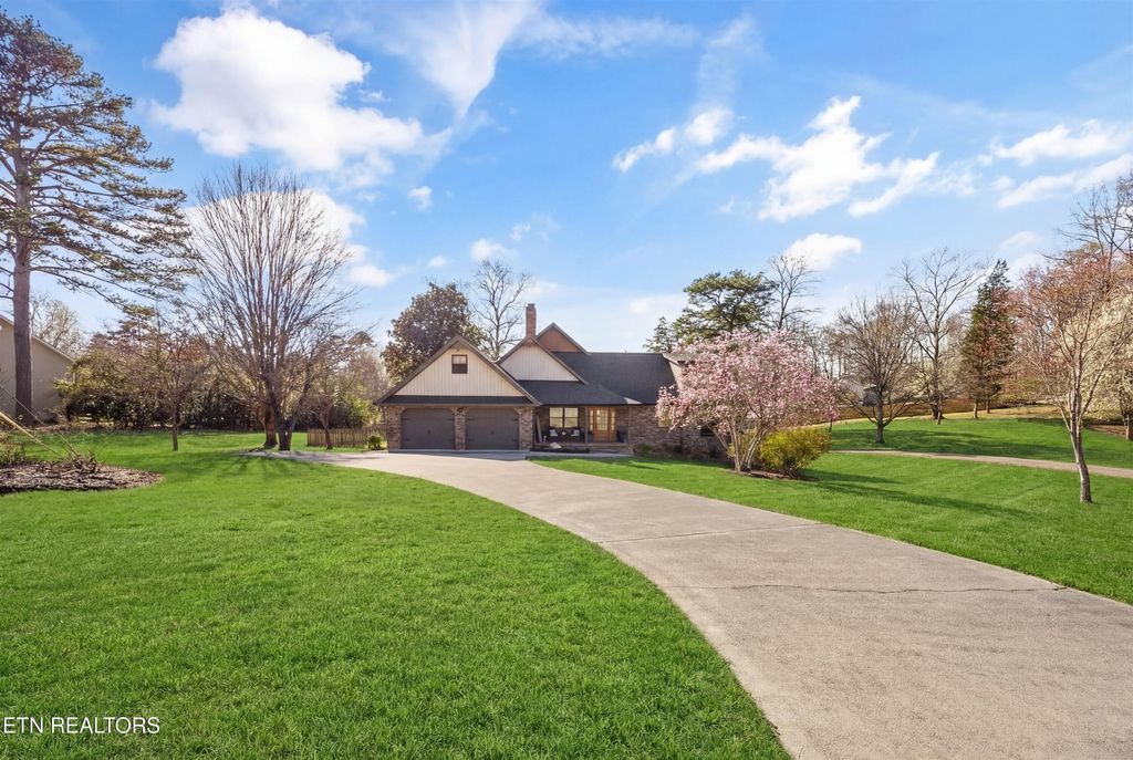 Photo of 929 Frontier Circle, Friendsville, TN 37737 (MLS # 1332960)