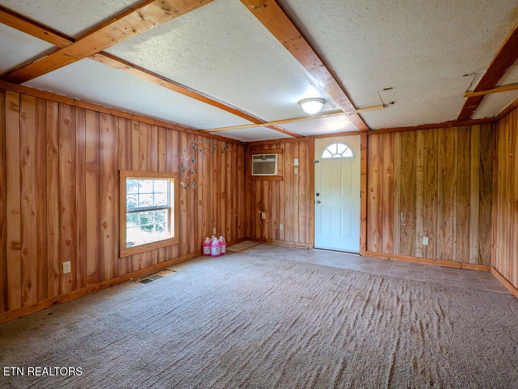 194 Doc Miller Rd