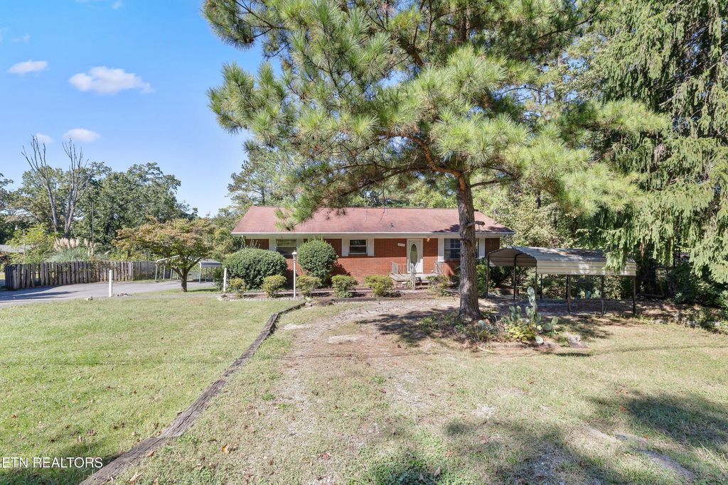 Photo of 4937 Buffat Mill Rd, Knoxville, TN 37914 (MLS # 1317397)