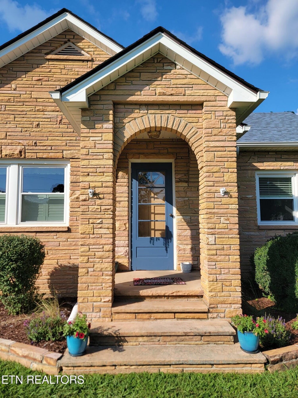 Photo of 372 Piccadilly Ave, Spring City, TN 37381 (MLS # 1311530)