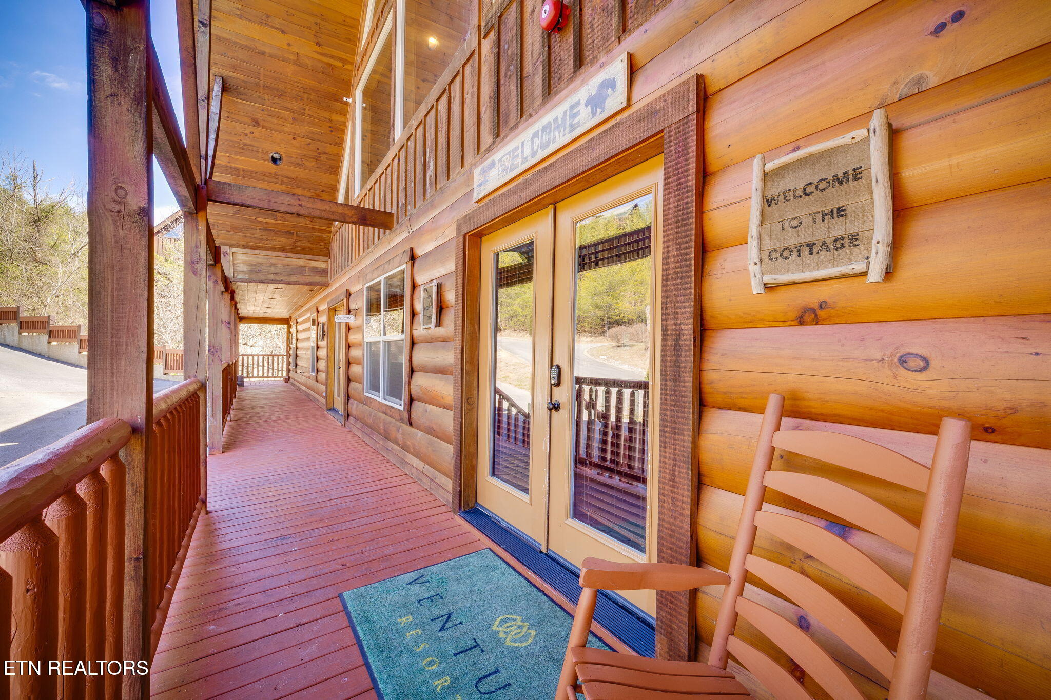 1934 Bear Creek Falls Way