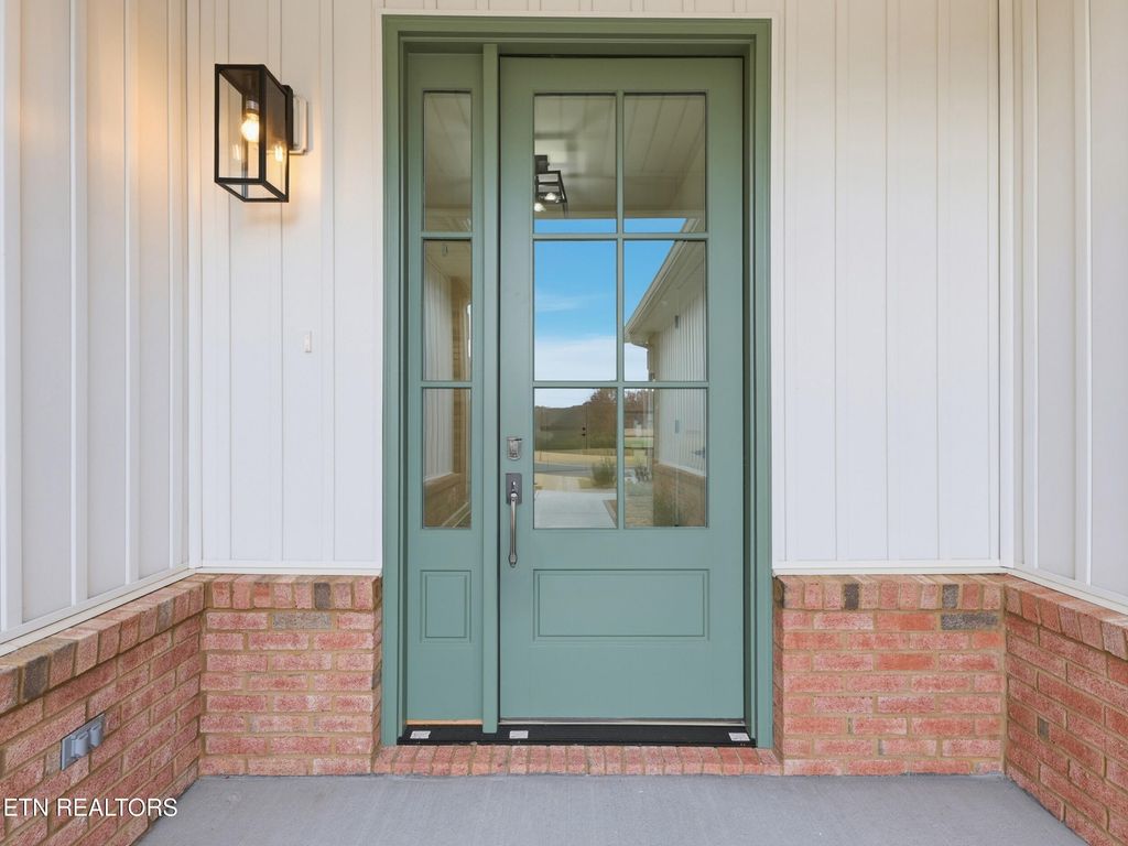 Photo of 180 Kahite Greens Place, Vonore, TN 37885 (MLS # 1308780)