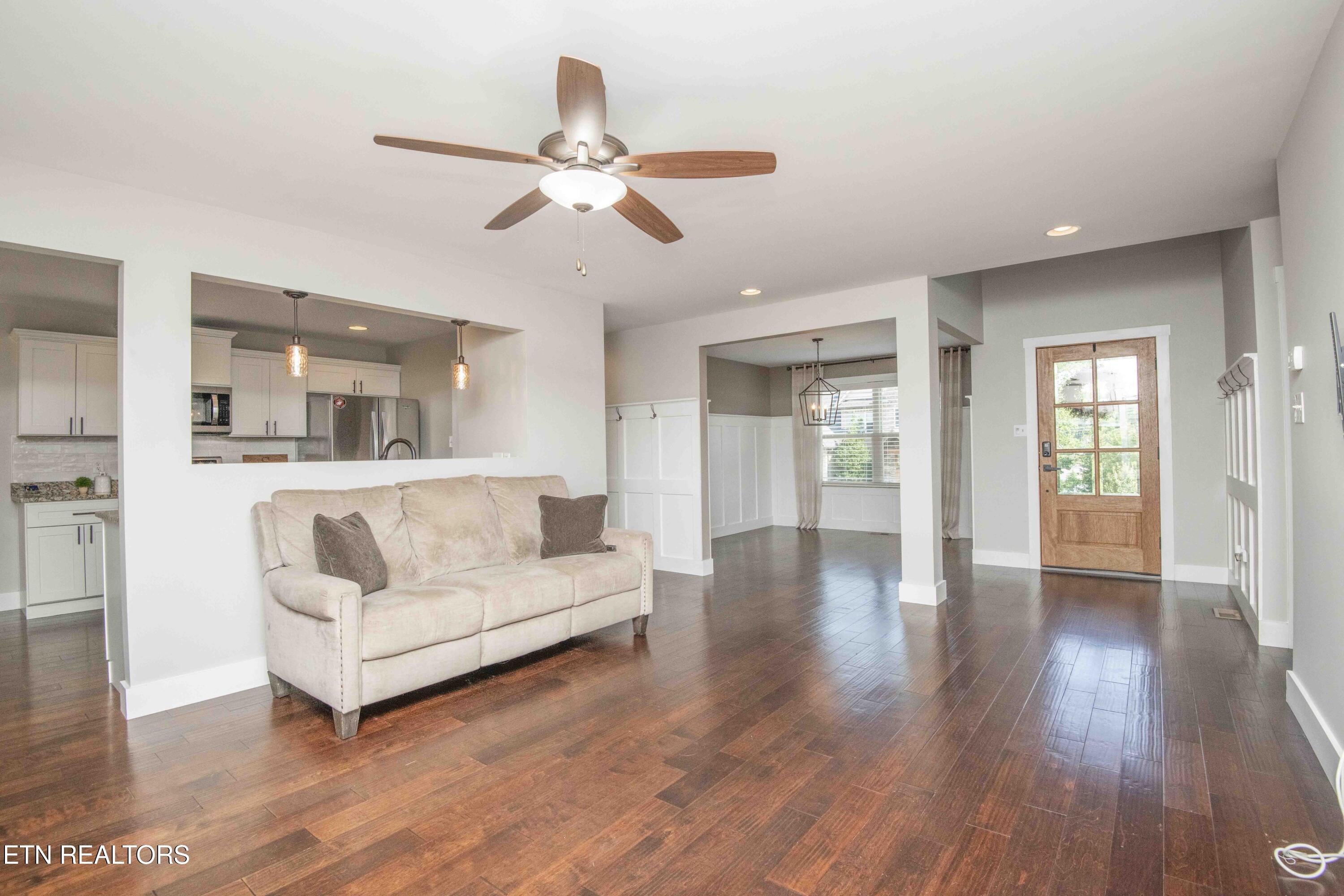 1312 Fox Ridge Drive