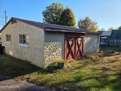Tiny photo for 520 Upper Broad St, Newport, TN 37821 (MLS # 1319137)