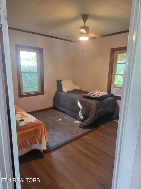 Tiny photo for 520 Upper Broad St, Newport, TN 37821 (MLS # 1319137)