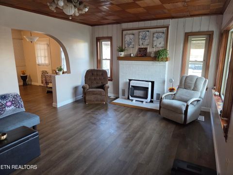 Tiny photo for 520 Upper Broad St, Newport, TN 37821 (MLS # 1319137)