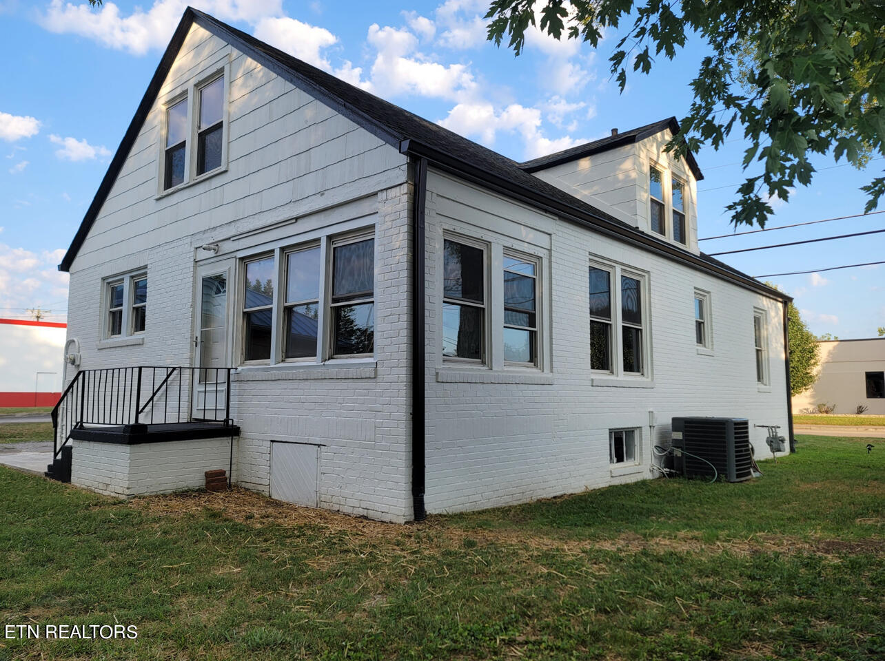 227 Gill St