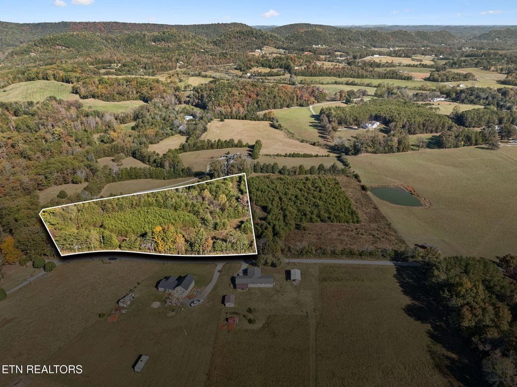 Photo of Old Sink Church Road, 32, Tellico Plains, TN 37385 (MLS # 1320268)